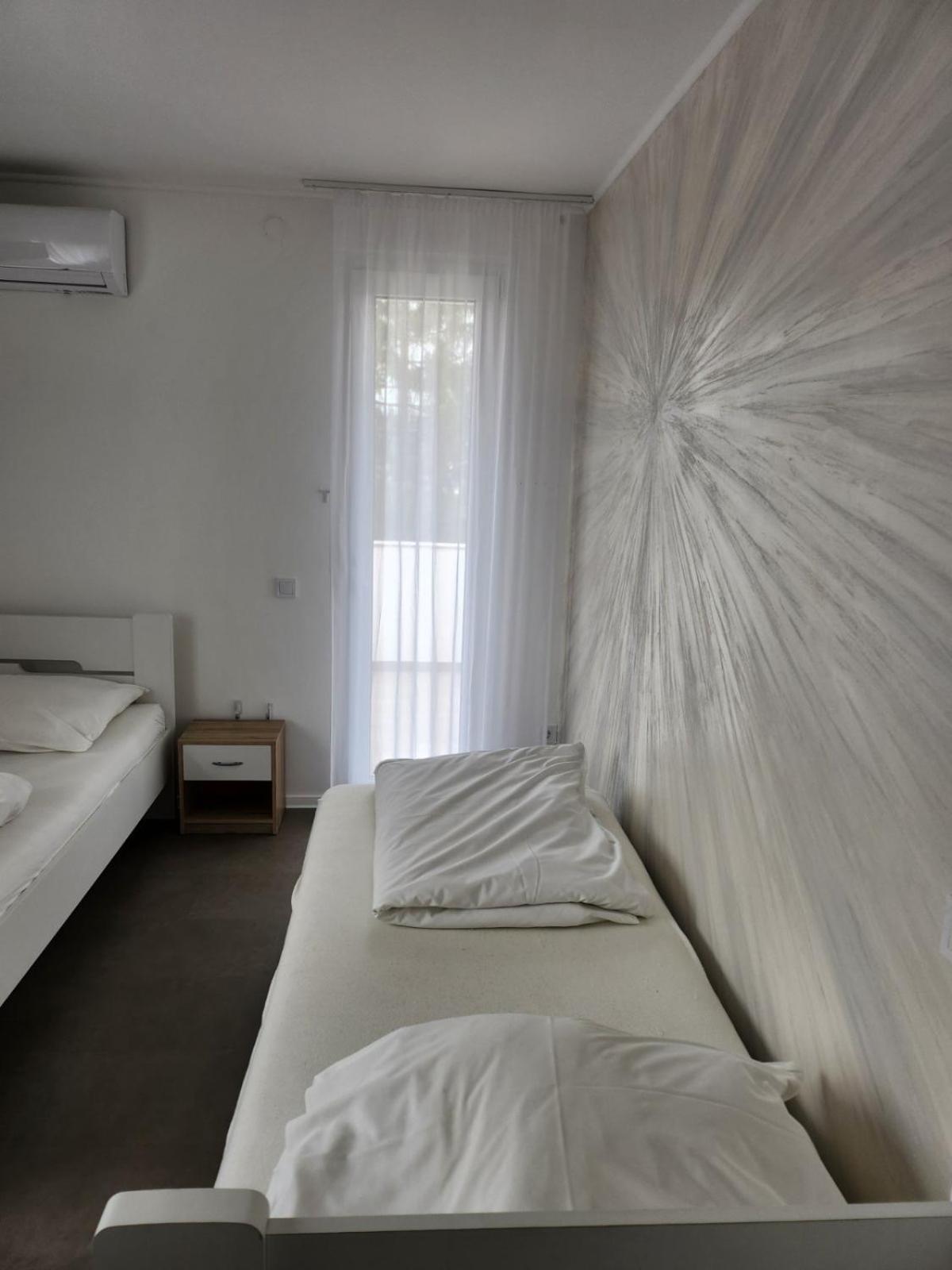 Mineral Apartman Diamond Nyiregyhaza Bagian luar foto