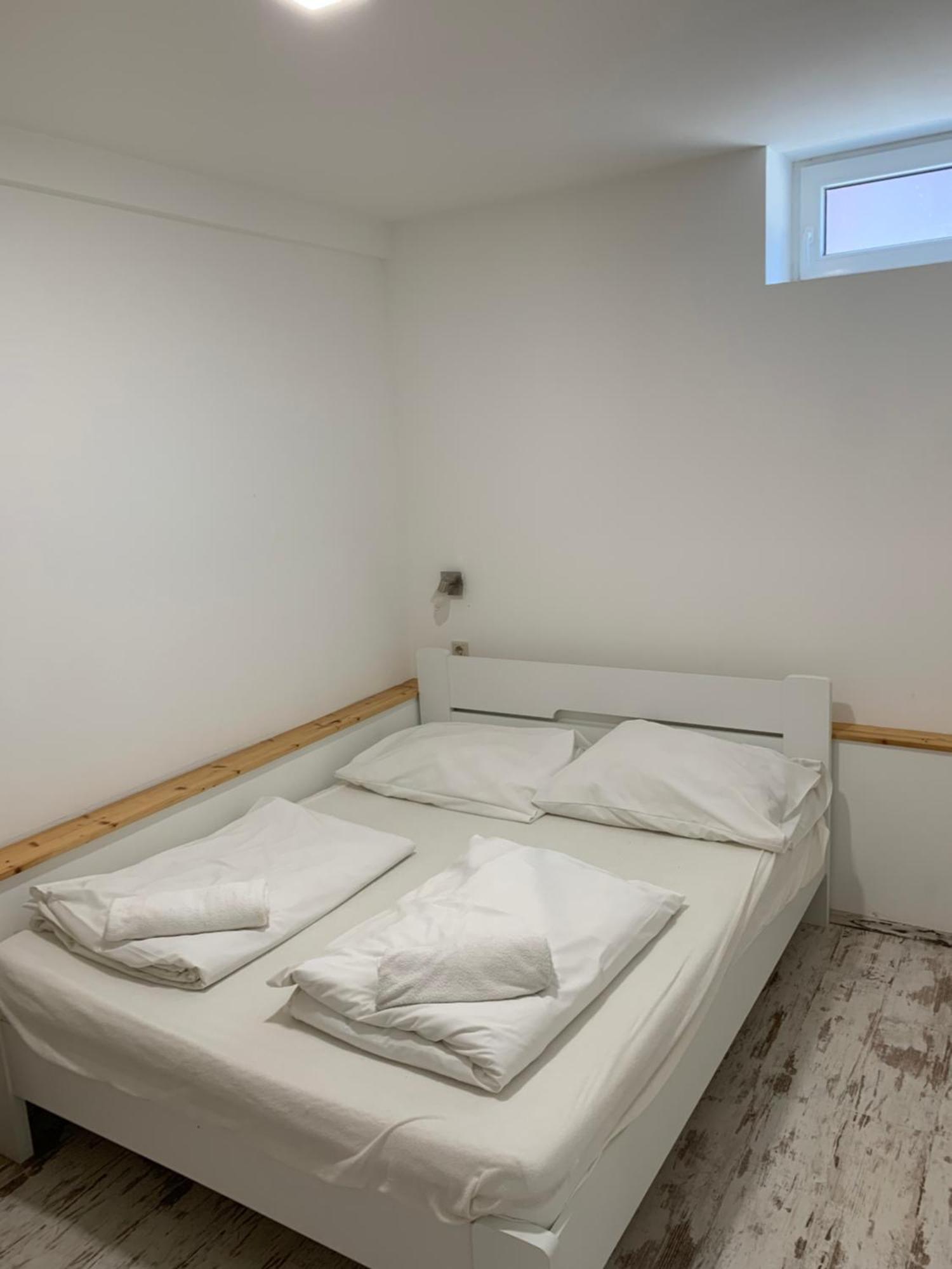 Mineral Apartman Diamond Nyiregyhaza Bagian luar foto